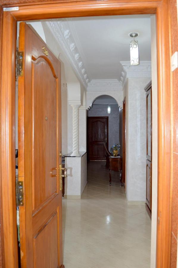 Appartement Ideal Riad Al Salam A 8 Minutes De La Plage Du Centre Ville,Wifi Et Parking Gratuits Agadir Eksteriør bilde